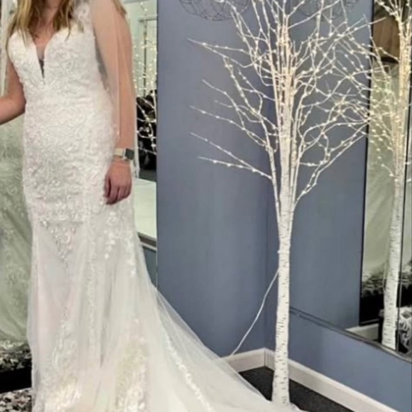 Stella couture Dresses & Skirts - Stella Couture wedding dress